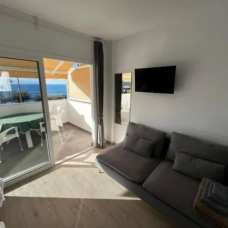 Apartmán Estudio Frente Al Mar 100 Vista Al Oceano Playa de las Americas (Tenerife)